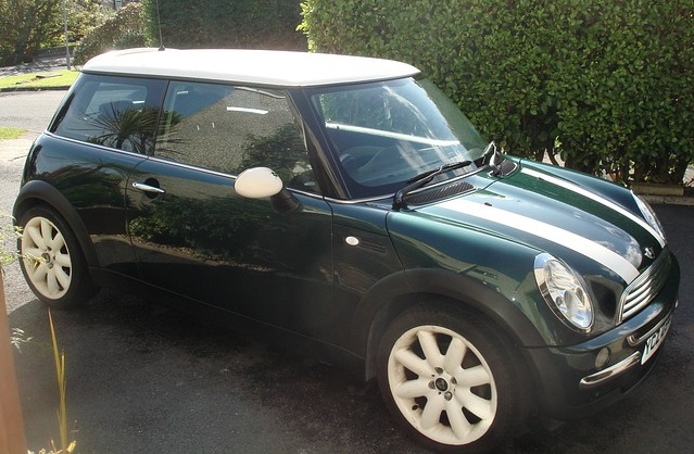 car-680248_640